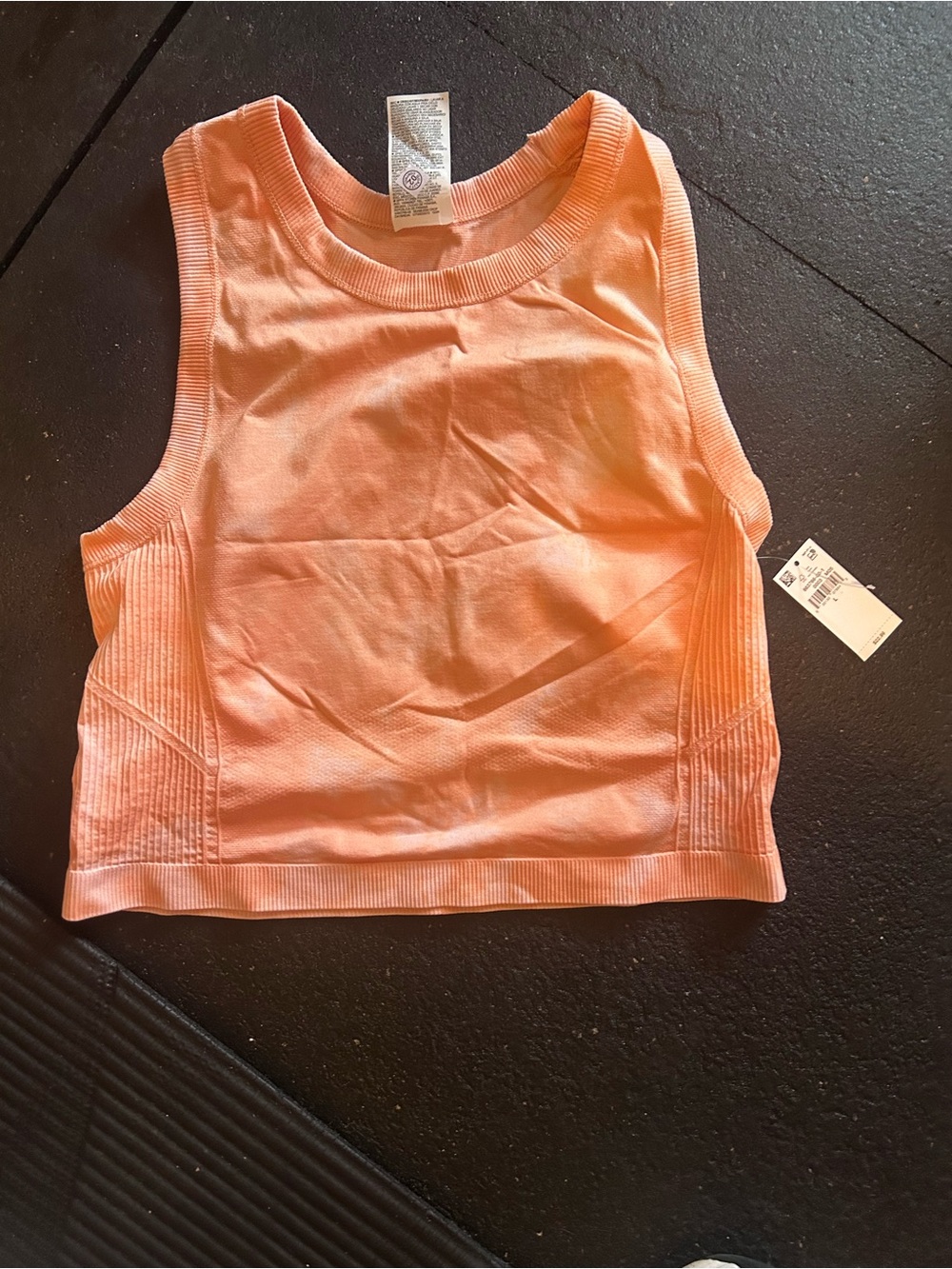 Sleeveless Ribbed Crop Tank Top - Peach